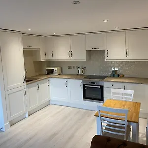 https://newly-refurbished-entire-apartment-newcastle.hotels-newcastle-upon-tyne.com